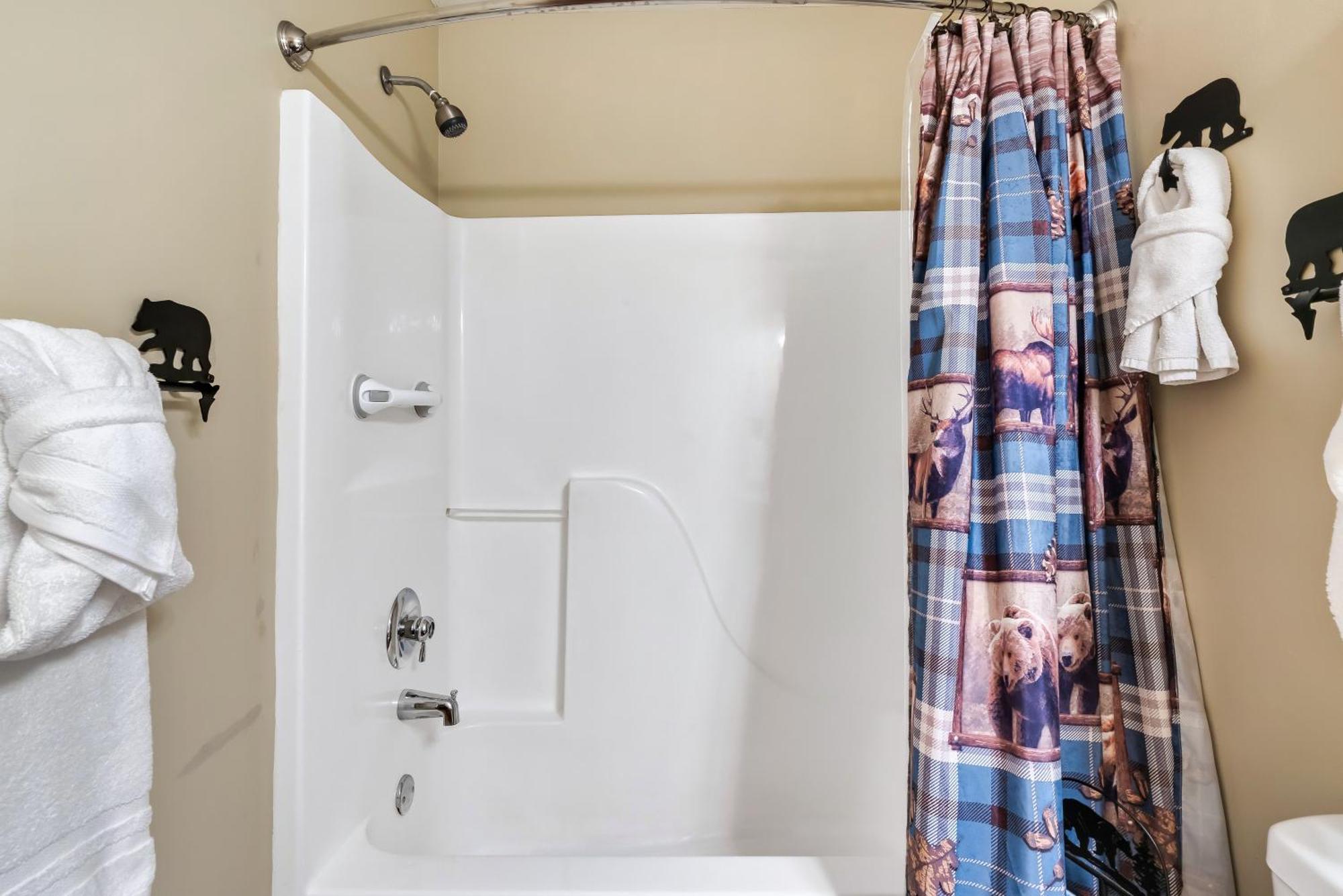 Peaceful Family Cabin With Hot Tub, Game Room, & More! Севьервилл Экстерьер фото